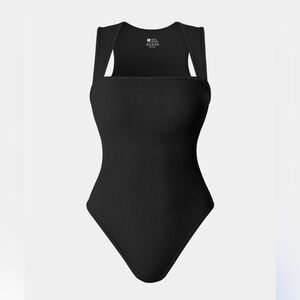 Womans size xl Sleek Black Ribbed Women's OQQ bodysuit